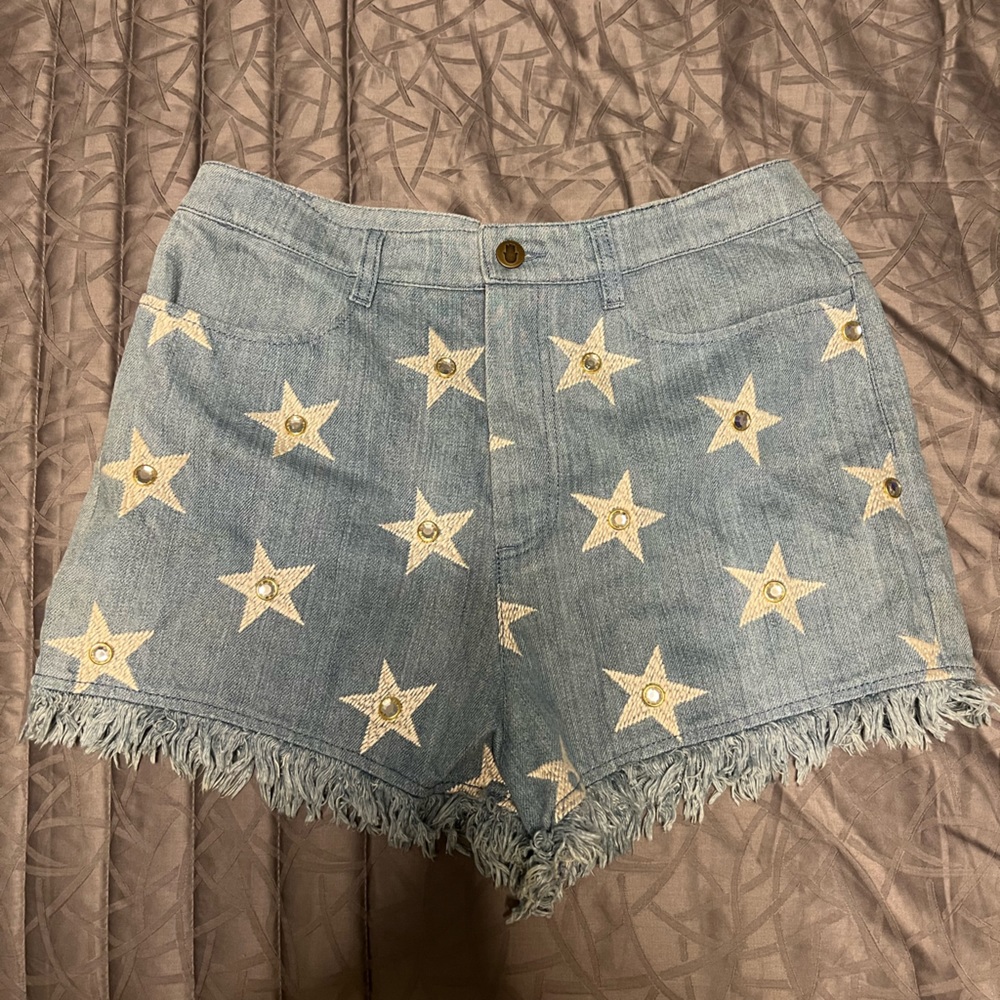 Manoush (sz 42) denim shorts that are soft and seriously the BEST EVER fits sz6